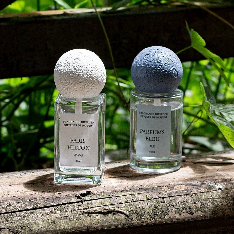 1Pc Moon-Shaped Reed Diffuser Set with Essential Oil - Minimalist Home Fragrance Kit for Bedroom & Study Aromatherapy