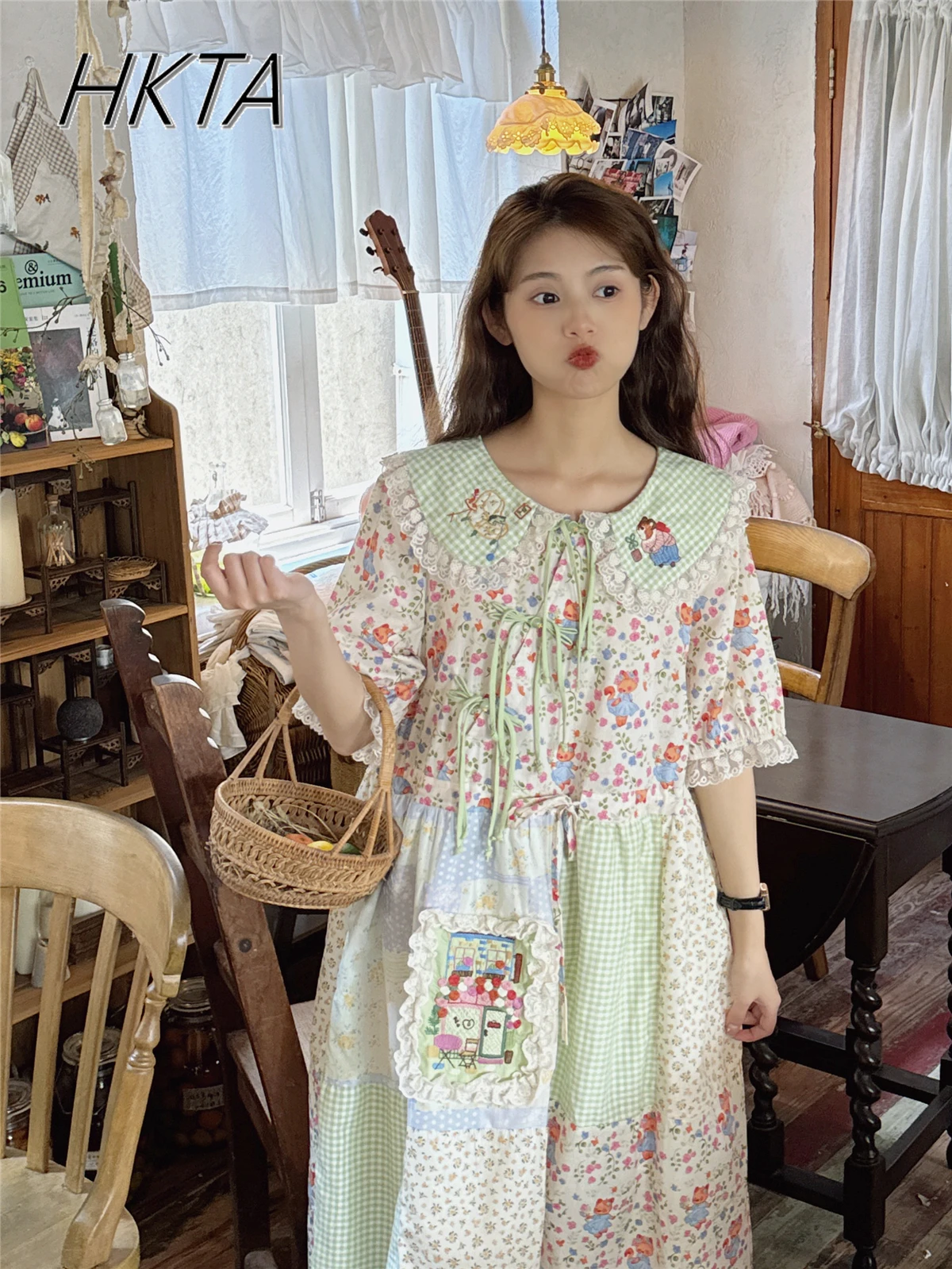 

Mori Retro Green Plaid Dress Women Doll Collar Waist Fresh Floral Long Dress Sweet Lace Stitching Loose Maxi Dress Vacation