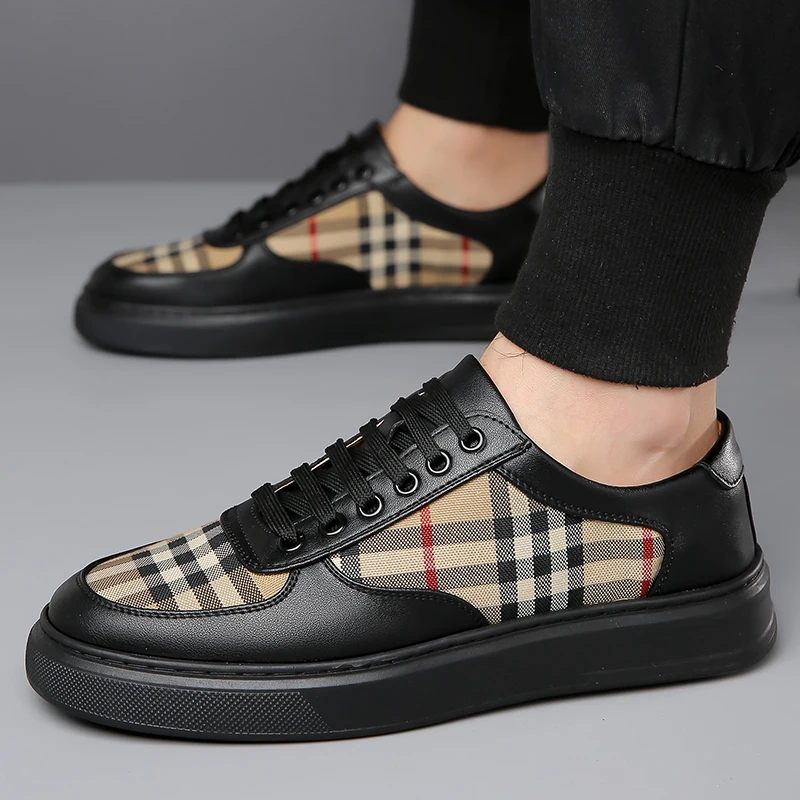 أحذية بيضاء للرجال، أحذية تزلج كاجوال للزوجين، أحذية رياضية مريحة، أحذية تنس نسائية خفيفة للمشي لعام 2025