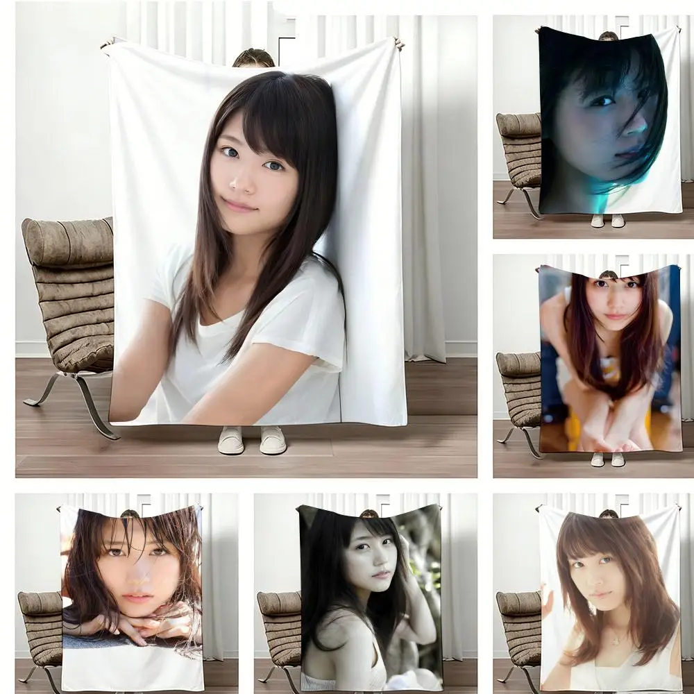 Celebrity A-ArimuraS KasumiS Throw Lightweight 240g Flannel Blanket Soft Skin-friendly for Summer Cooling