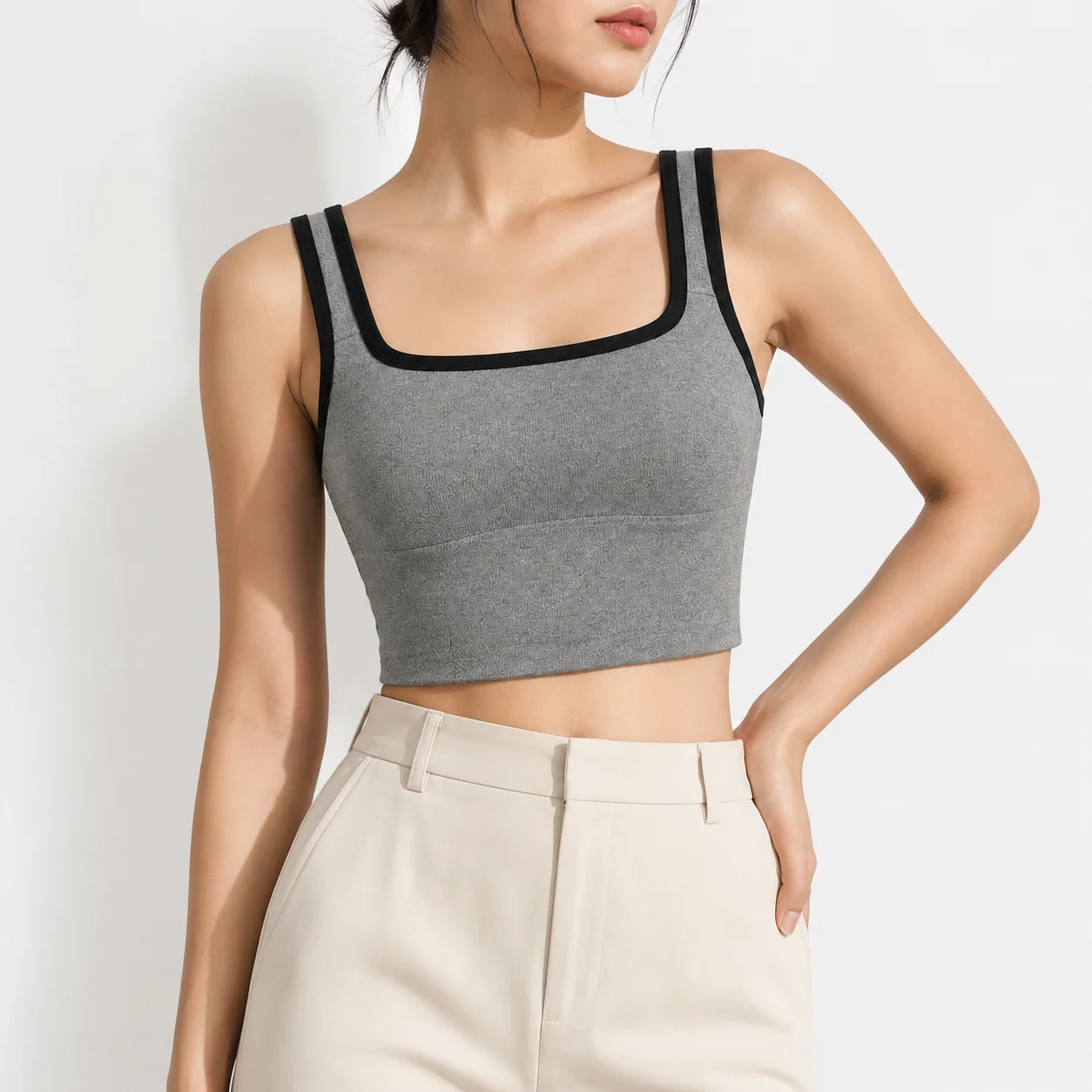 Ribbed Knit Contrast Trim Camisole for Women Wide Shoulder Straps Square Neck Form Fitting Cropped Casual Tank Top