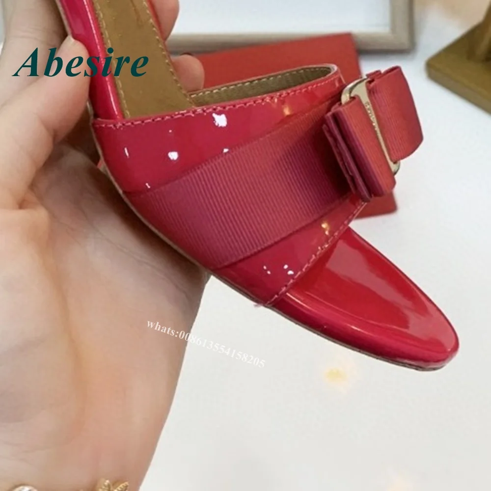 2022 New Designer Butterfly Knot Slippers Round Toe Kitten Heel Glossy Leather Summer Luxury Women Shoes Big Size 43 Cute Ladies