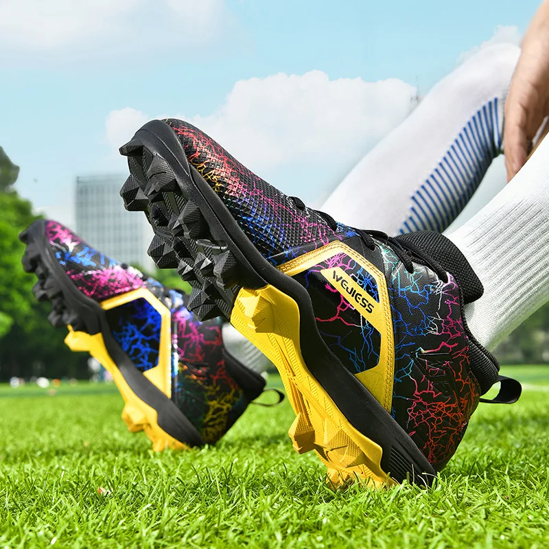 Summer Breathable Comfortable Lightweight Quality Soccer Shoes Broken Spike Tongue Training Soccer Shoes Couple Model