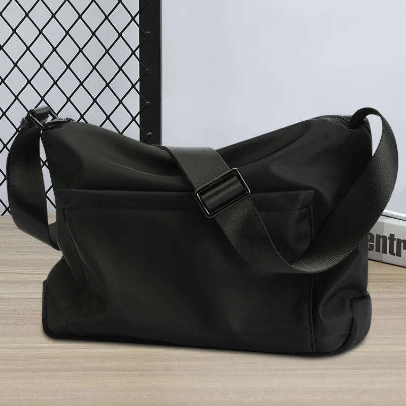BJIAX Lightweight Shoulder Bag Men's Bag Diagonal Small Backpack Function Crossbody Bag Men's Fashion Messenger Bag Oxford Bag