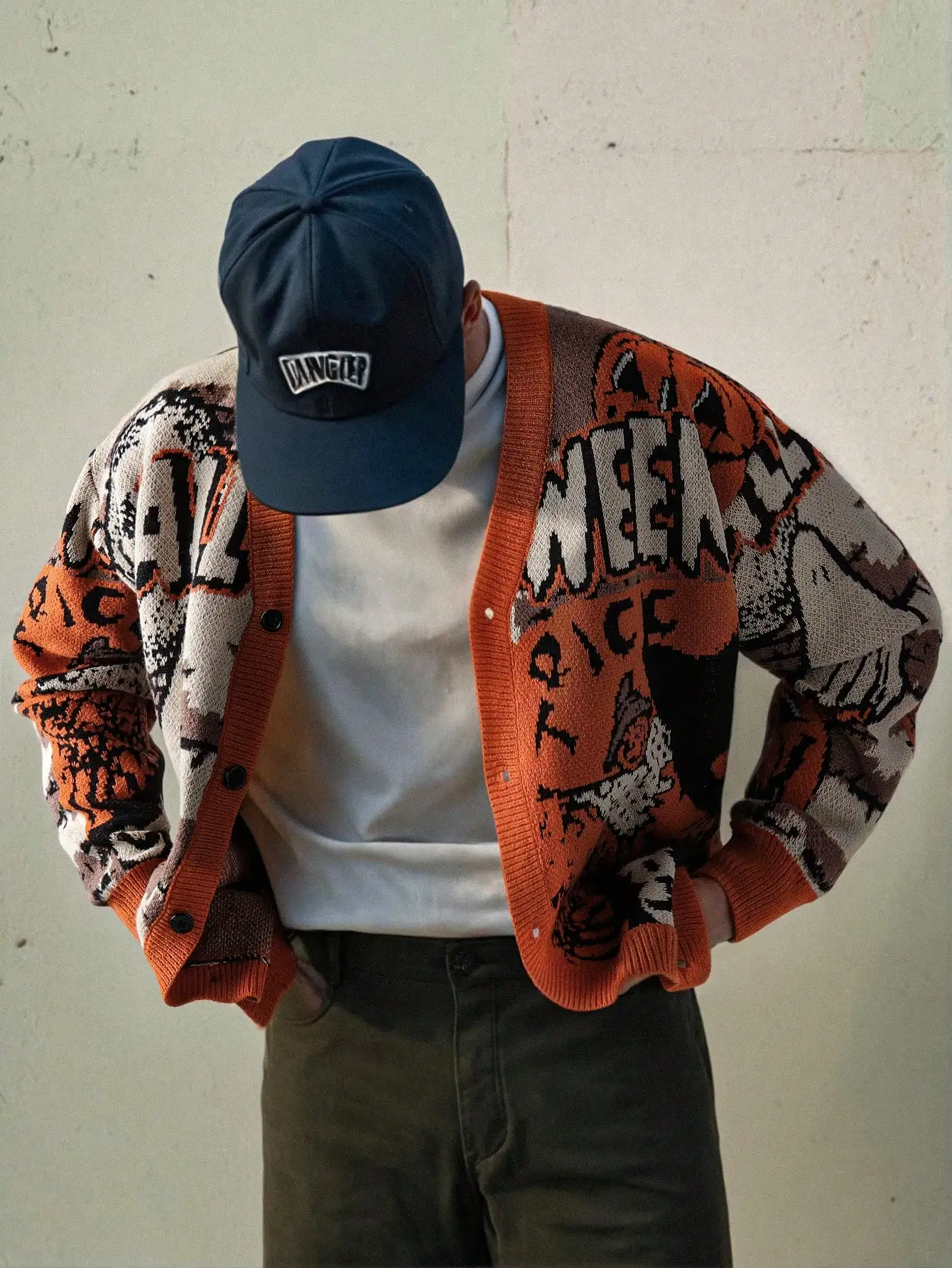 

Autumn and Winter Men's New Casual Loose Simple Fun Cartoon Pattern English Letter Cute Style Button V-Neck Cardigan Knit Long-Sleeve Jacket