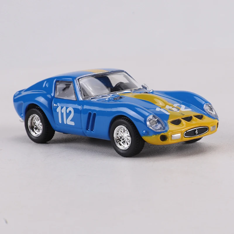 Burago 1:64 Ferrari 250 gto 1964 Alloy Model Car view 3