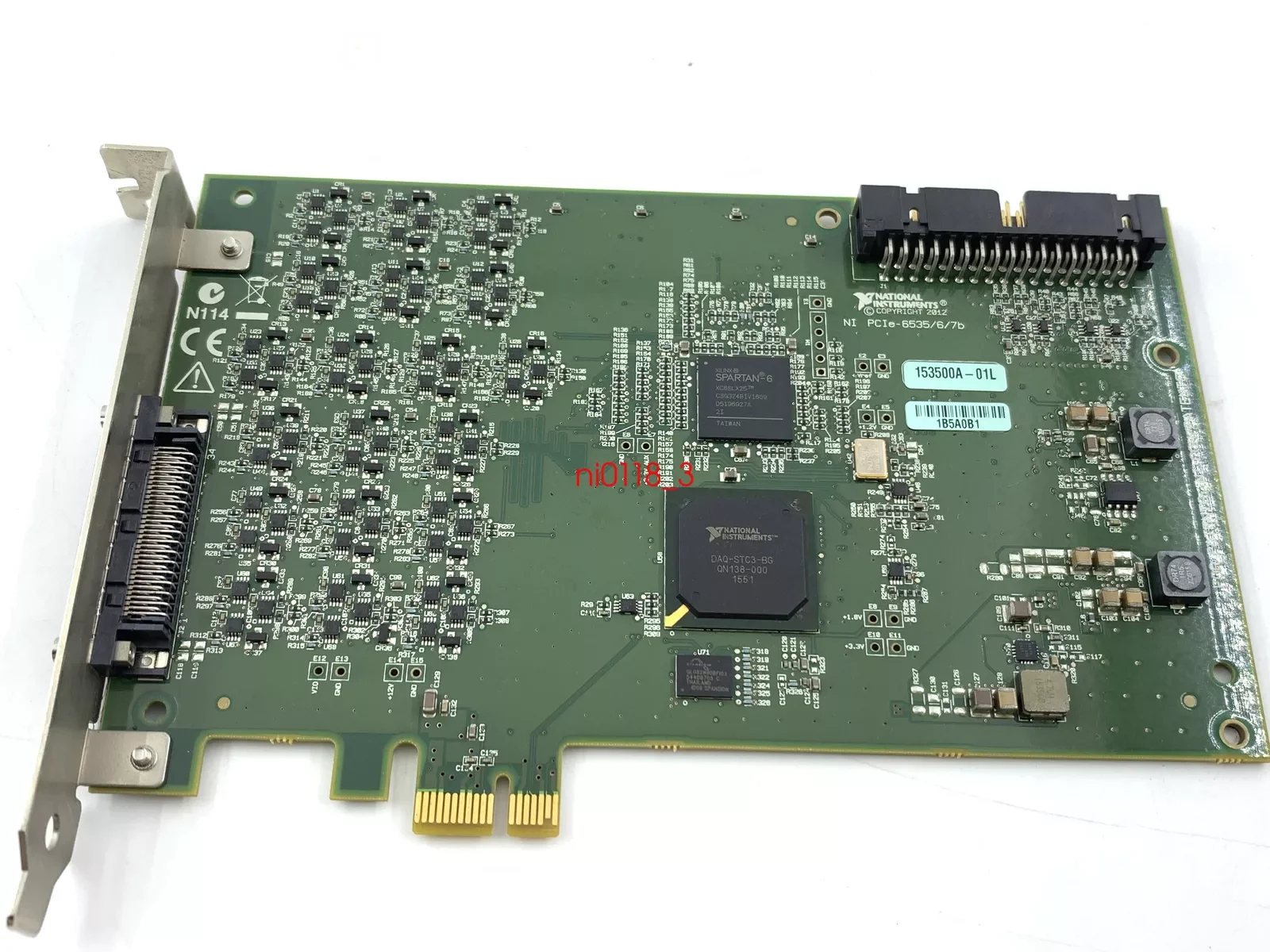 National Instruments NI PCIe-6535B 32 قناة 40 ميجابايت/ثانية 10 ميجا هرتز جهاز الإدخال/الإخراج الرقمي