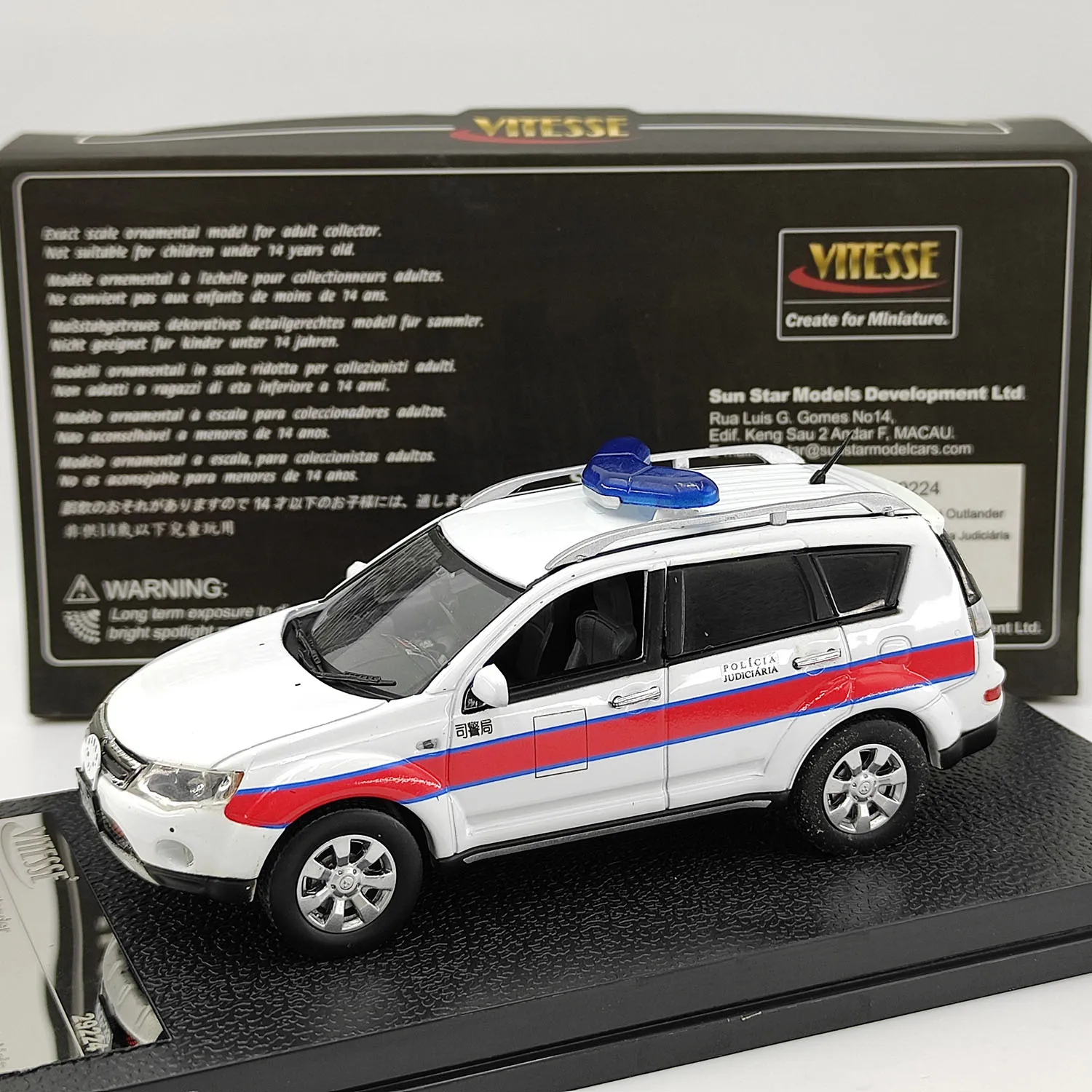 

Литой под давлением VITESSE масштаб 1:43 Mitsubishi Outlander, модель автомобиля из сплава, Коллекционная игрушка, подарок, сувенир, демонстрационный орнамент