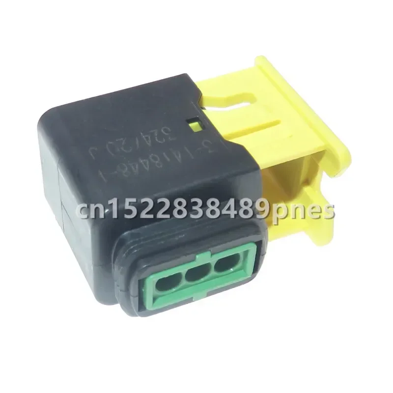 3 Pole 1.5 Series 3-1418448-1 High Temperature Resistance New Energy Green Wiring Harness Connector For Car