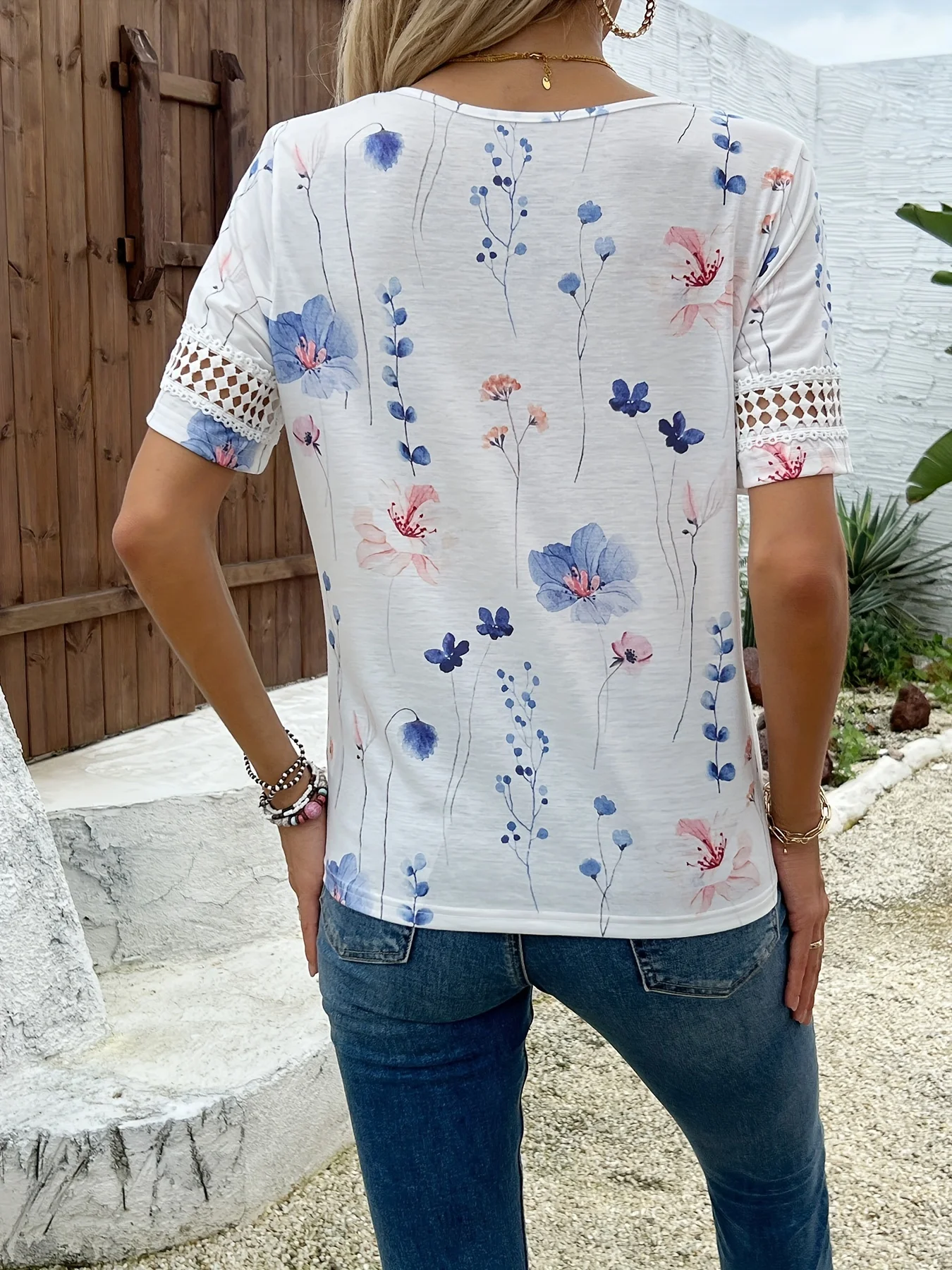 Elegant V-Neck Splice Lace Trim Casual T-Shirt Women's Fashion Soft Cotton Top with Floral Design