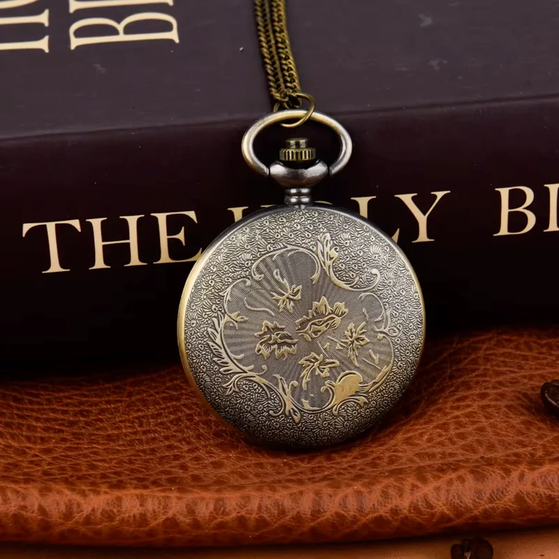 Retro flip pocket watch Spider shape large quartz watch Wall watch Bronze gold face necklace pocket watch