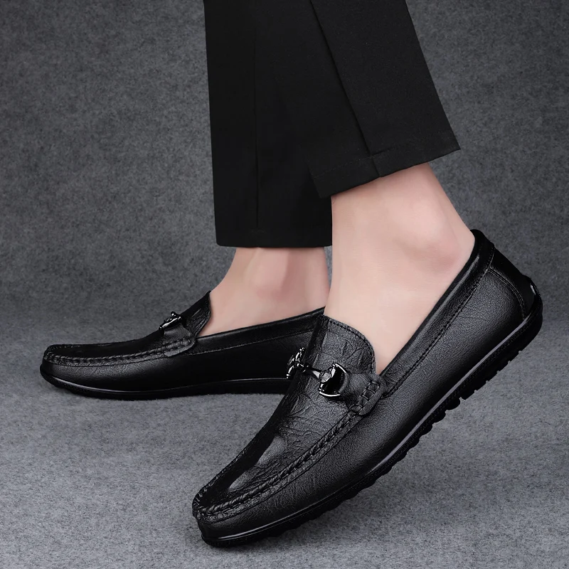 

Fashionable Men's Crocodile Pattern Comfortable Anti Slip Driving Shoes Classic Style Spring Men's Breathable New Bean Shoes