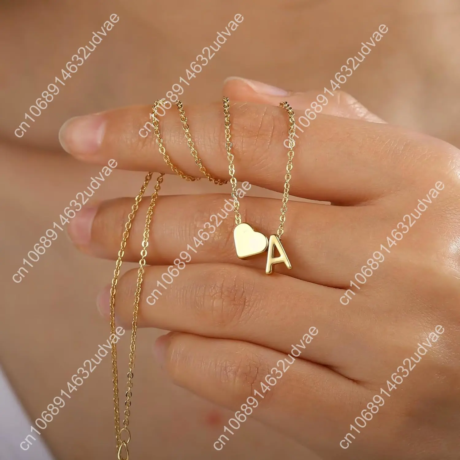 Ожерелье Turandoss с золотым/серебряным сердечком для женщин и девочек-подростков - 18-каратное позолоченное ожерелье с подвеской в виде буквы A-Z Изящное сердце Nec