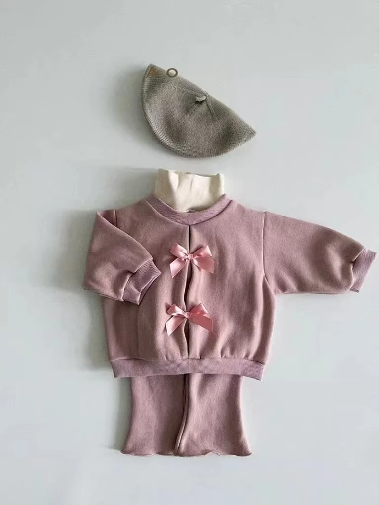 

2025 Korean Style Girls' Spring Autumn Outfit Girls Solid Bow Bottoming Tops + Flared Pants 2pcs SuitKids Cotton Sports Outfits