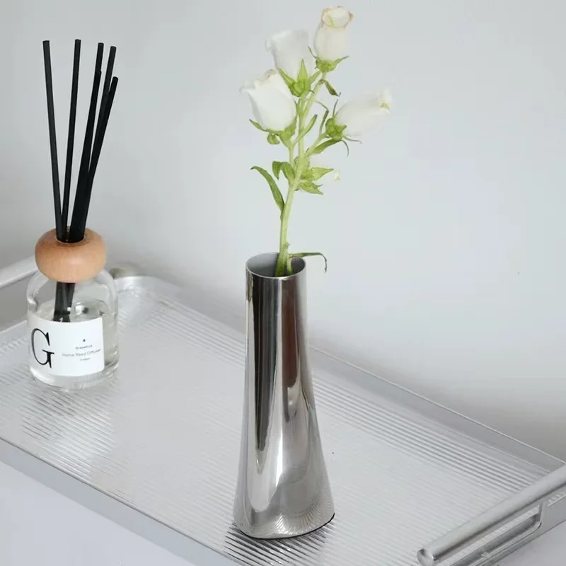 Silver Stainless Steel Mini Vase Modern Nordic Flower Vase Metal Decor Dry Artificial Flowers Bottle Home Desktop Decor Ornament