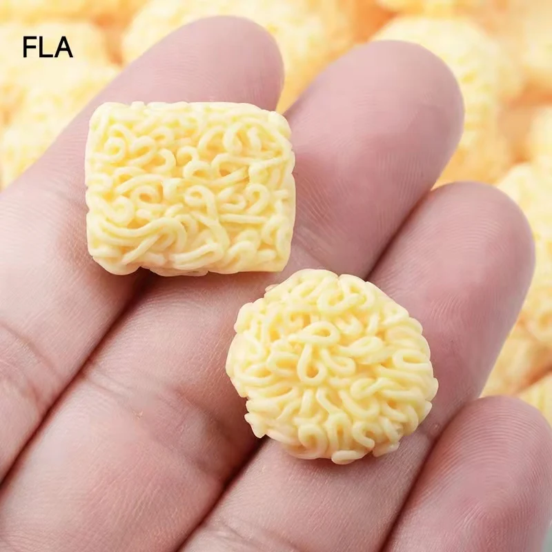 100Pcs Resin Simulation Instant Noodles Pendant Charms for Phone Case Decoration Hair Ring Refrigerator Sticker Home Food Decor