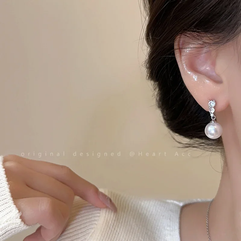 Korean New Dainty Imitation Pearl Drop Earrings for Women Fashion Daily Wear Chic Zircon Earrings Wedding Jewelry Accessories