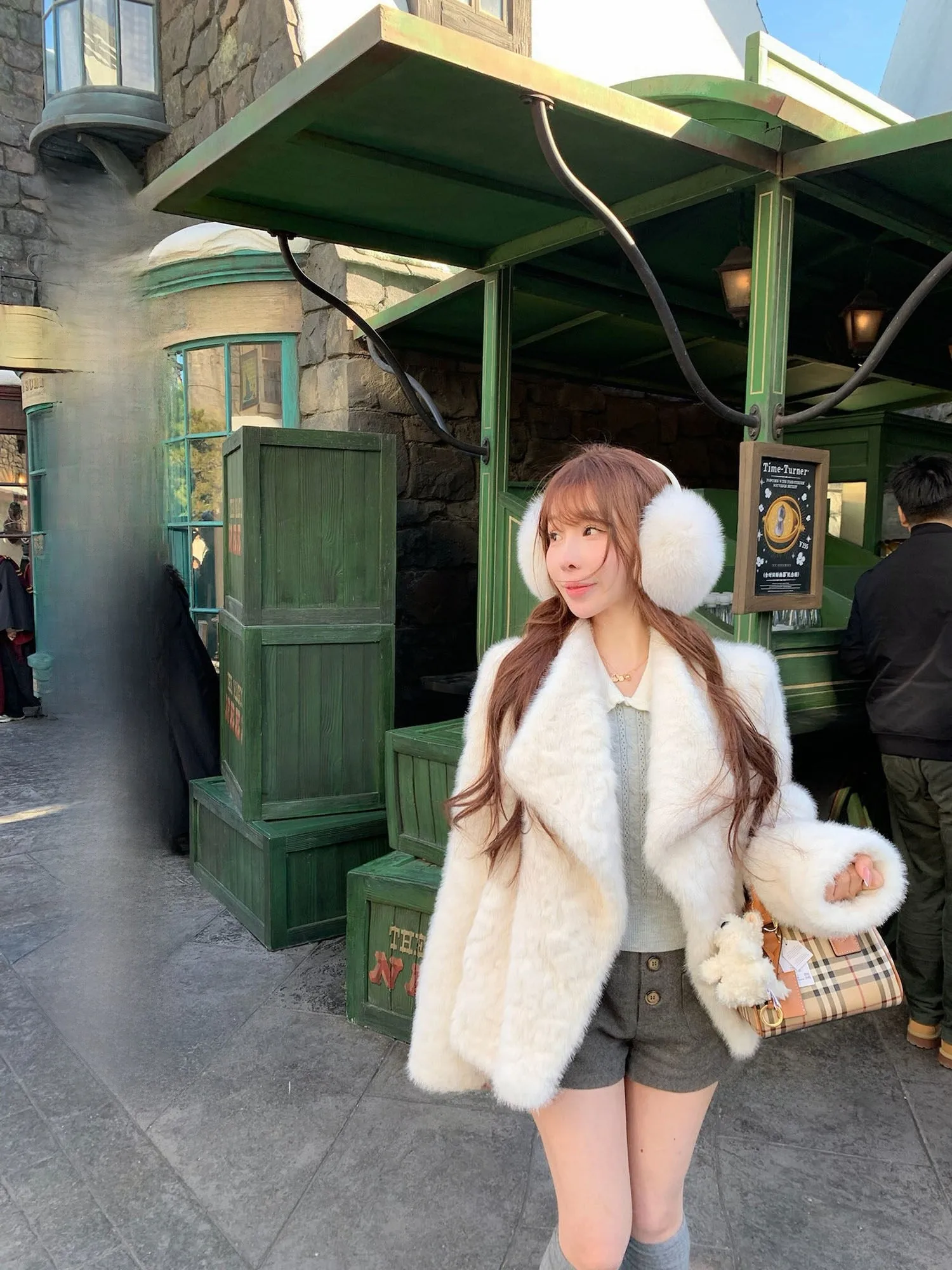 

Женское пальто Lukira из искусственного меха, утепленное, свободного кроя, с длинными рукавами, с воротником, теплое, комфортное, из полиэфирного волокна, верхняя одежда