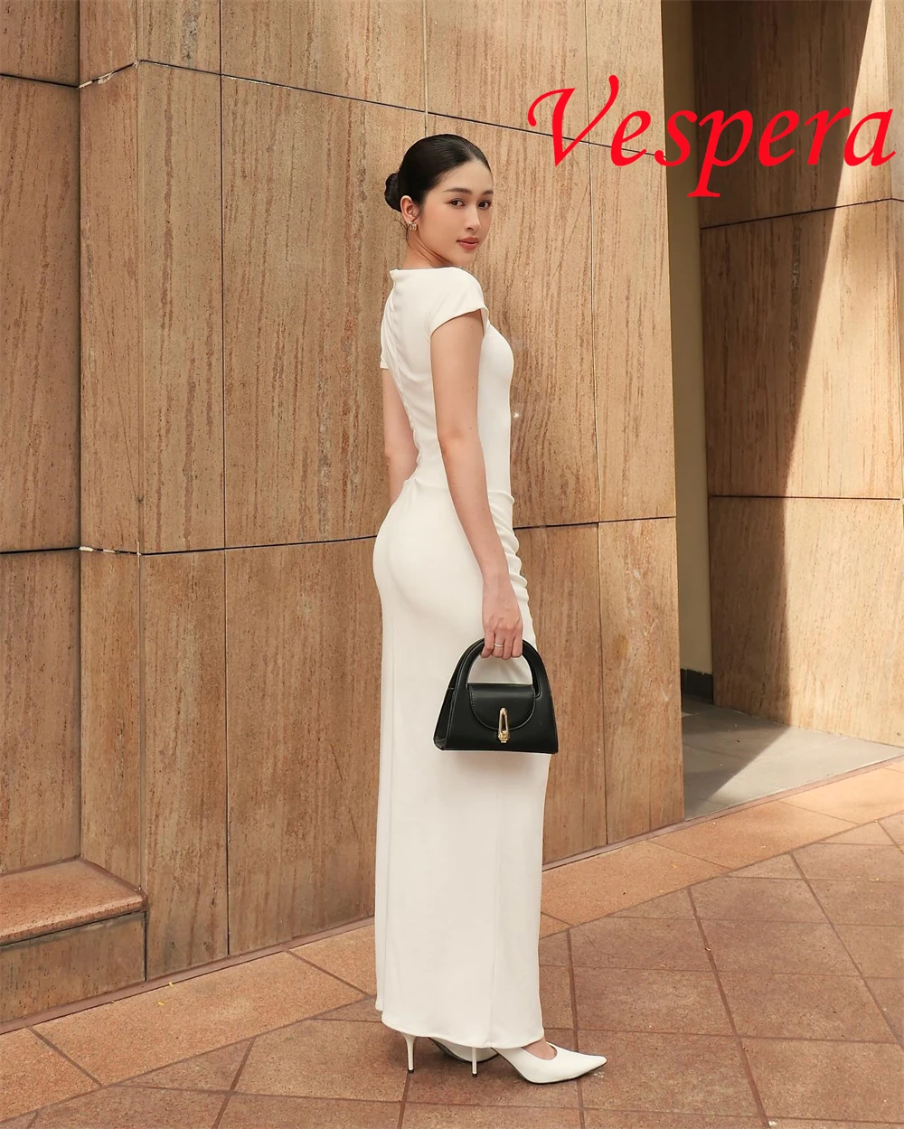 

Customized Temperament Jersey Evening Dresses Exquisite O-Neck Short Sleeves Celebrity Gowns Luxury Special Occasion Gowns