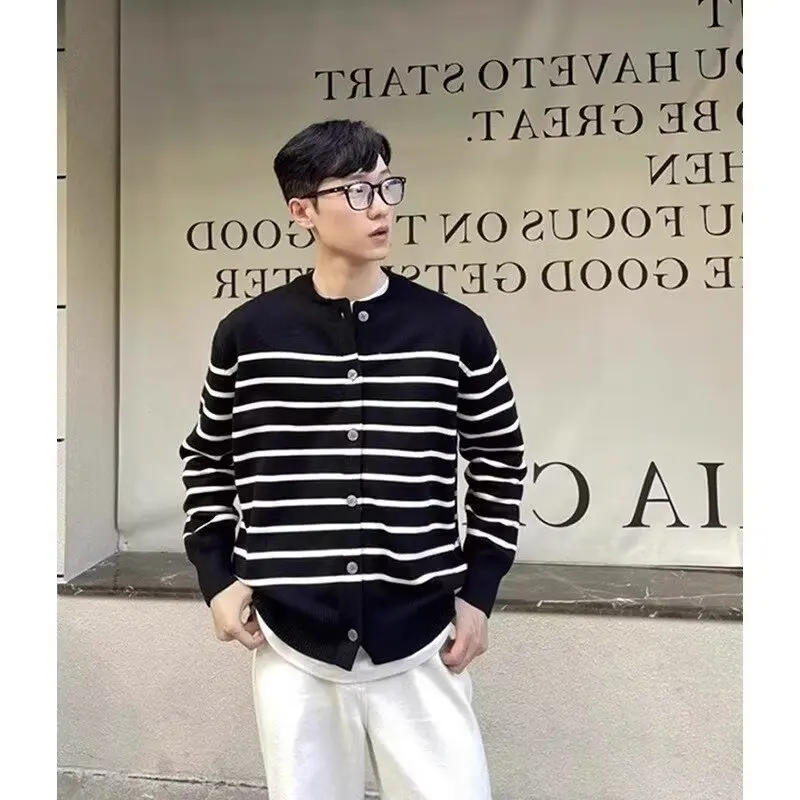 

Men's Oversized Knitwear Cardigan Striped Casual Sle College Leisure Outerwear Autumn Winter Large Size 250 Pou Korean V...