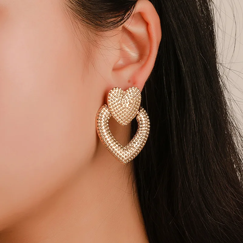 2022 New Gold Color Big Hollow Double Heart frosted Stud Earrings For Women Korean Daily Life Fashion Statement Jewelry