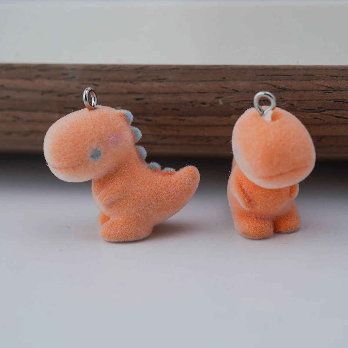 

20pcs 3D Flocking Resin dinosaur Charms Plush Animal Doll Pendants for Necklaces Earrings Handmade Making DIY Jewelry fittings