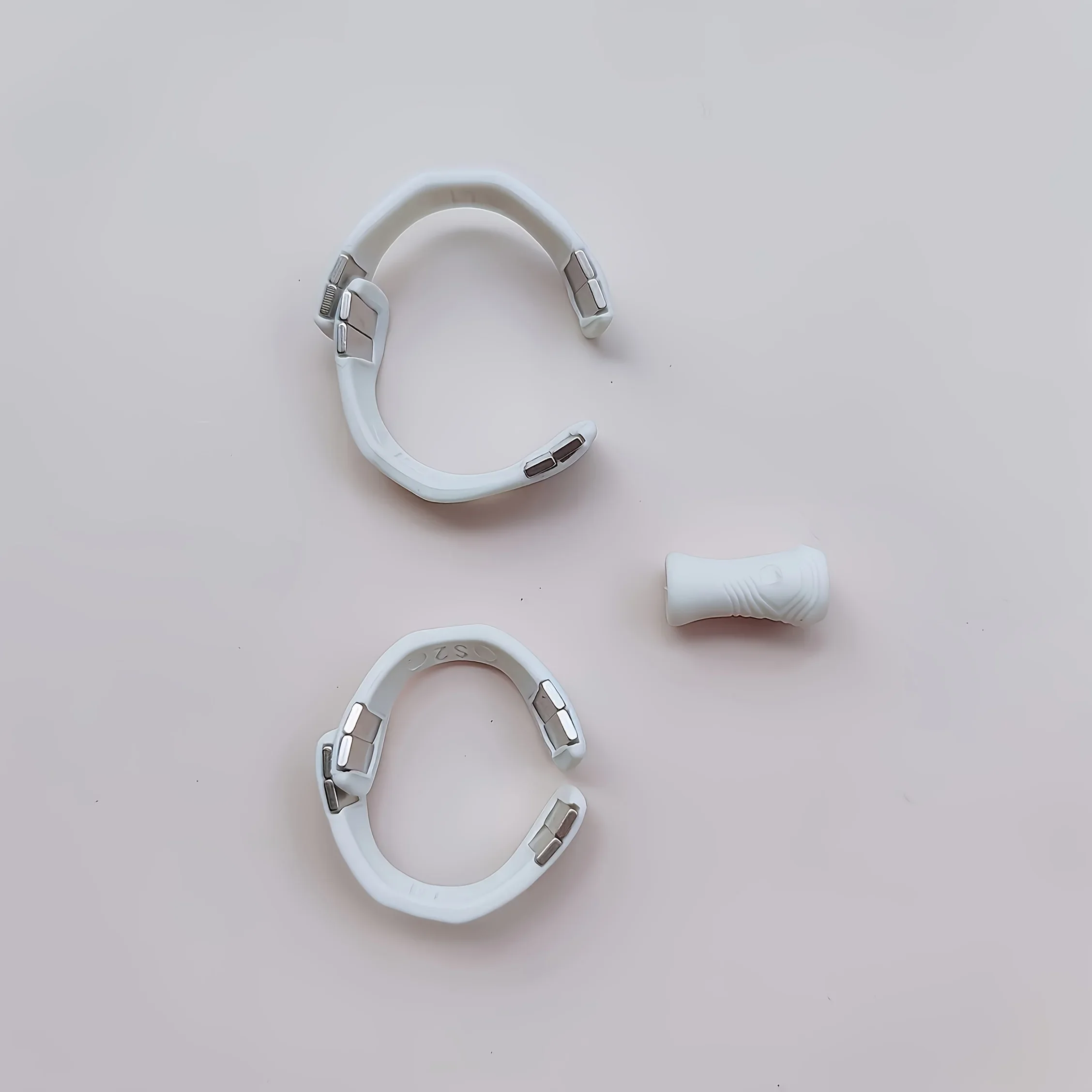 

Magnetic Anti-Snoring Nasal Dilator Set, 4 Different Sizes, No-Power Sleep Aid for Better Breathing & Oxygen