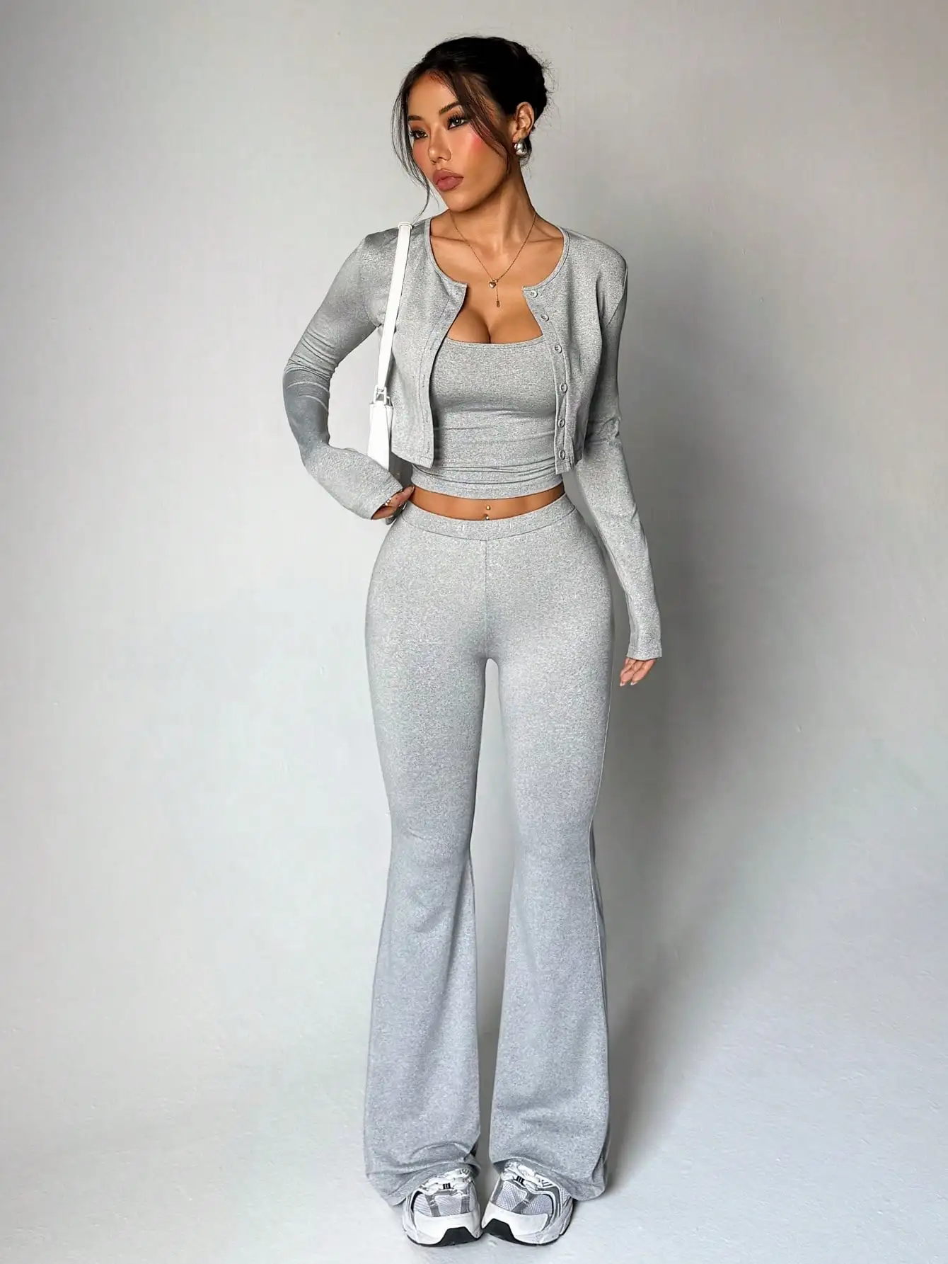 BWQ Conjunto de cárdigan, camisola y pantalones acampanados ajustados de color sólido minimalista de 3 piezas