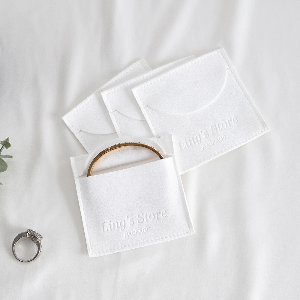 50pcs Custom Logo Microfiber Jewelry Velvet Bag Present Envelope Pouches for Necklace Rings Newborn Wedding Party Gift Packaging