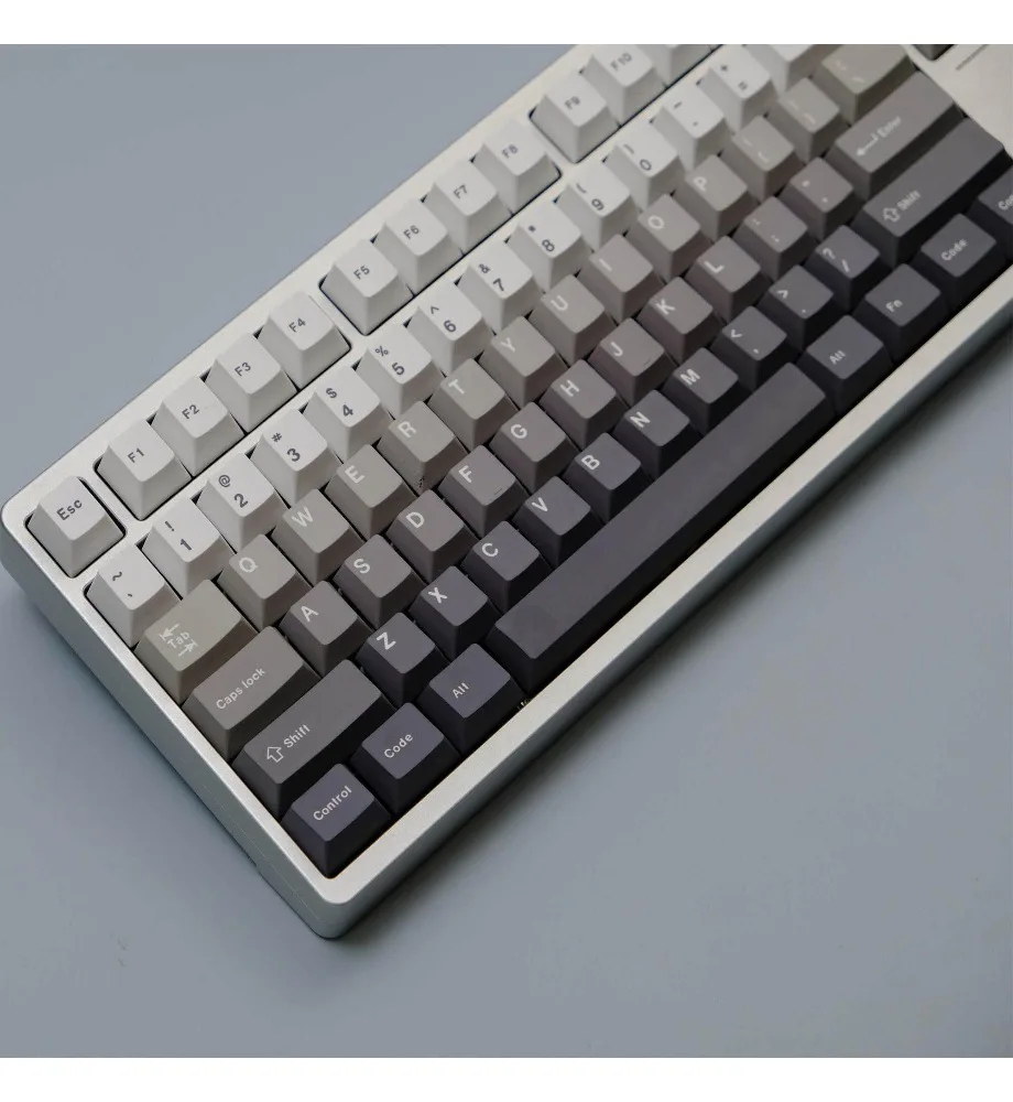 Keycap personality sublimation process suitable for mechanical keyboard dust gradual change keycap 147 keys PBT material