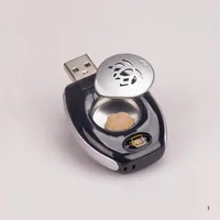 Car Charger Aroma Diffuser USB Essential Oil Warmer With Agarwood Chips Sandalwood Blocks Vent Clip Auto Air Freshener Sedan