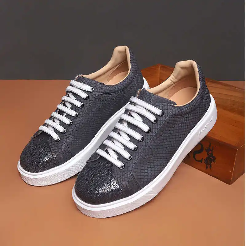 New Men's Shoes Autumn Winter Thai Deep-sea Pearl Fish Skin Casual Board Breathable Leather Anti Slip Sports Mens High-end Shoes