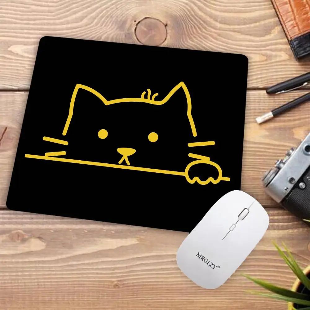 Small cute cat Square Mouse Pad Non-Slip Black Lines Outline cats Mousepad Portable deskmat Laptop desk mat office accessories