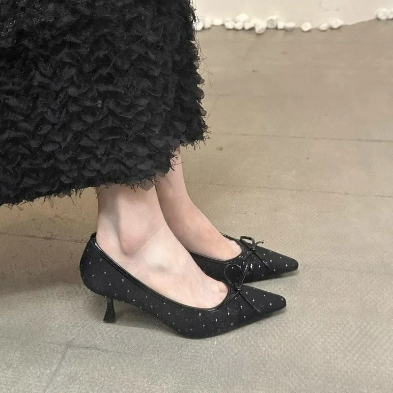 

Новые дешевые трендовые женские туфли 2025 года на высоком каблуке с острым носком на шпильке, модная женская обувь на мелком низком каблуке, элегантные женские туфли на каблуке