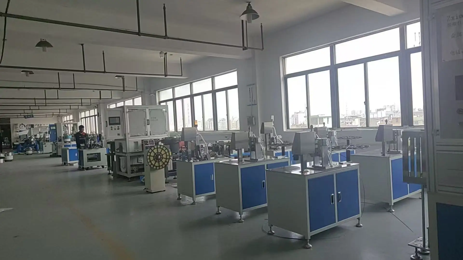 2025 hot sale Automatic Nail Inserting Machine for Nails Cable Clip/Cable Clip Nail Assembly Machine Production Line
