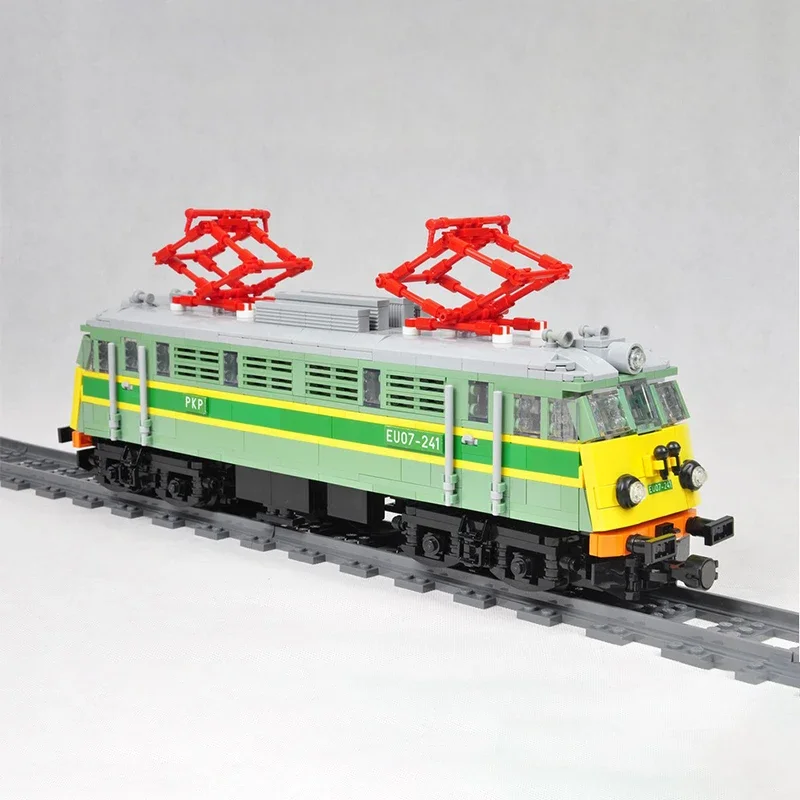 City Car Train Model MOC Building Bricks EU07 Railway Locomotive Modular Technology Gifts Holiday Assemble Children Toys Suit