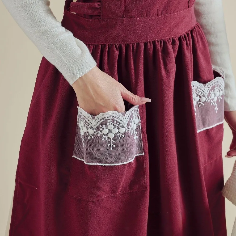 

New Cotton Linen Women Aprons Lace Pattern Vintage Palace Style Dress Aproning Waterproof Oil Resistant Working Clothes