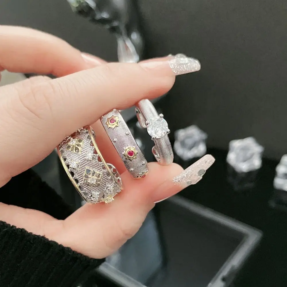 Vintage Style Temperament Silver Inlaid Crystal Open Rings for Women Adjustable Finger Rings Wedding Engagement Gift Jewelry