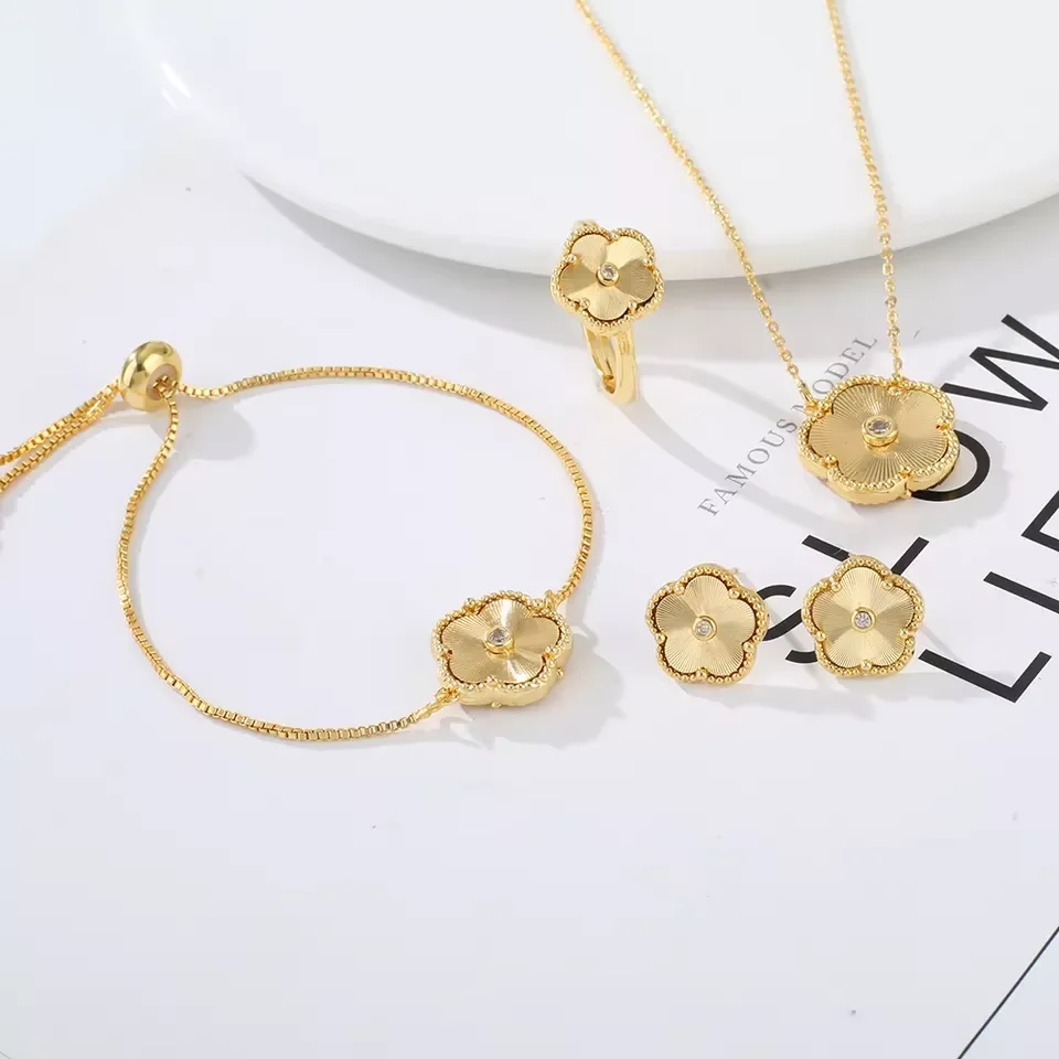 4pc Double-Sided Plum Blossom Jewelry Set Zircon New Hot Selling Plant Five Leaf Flower Women's High-Quality Clover