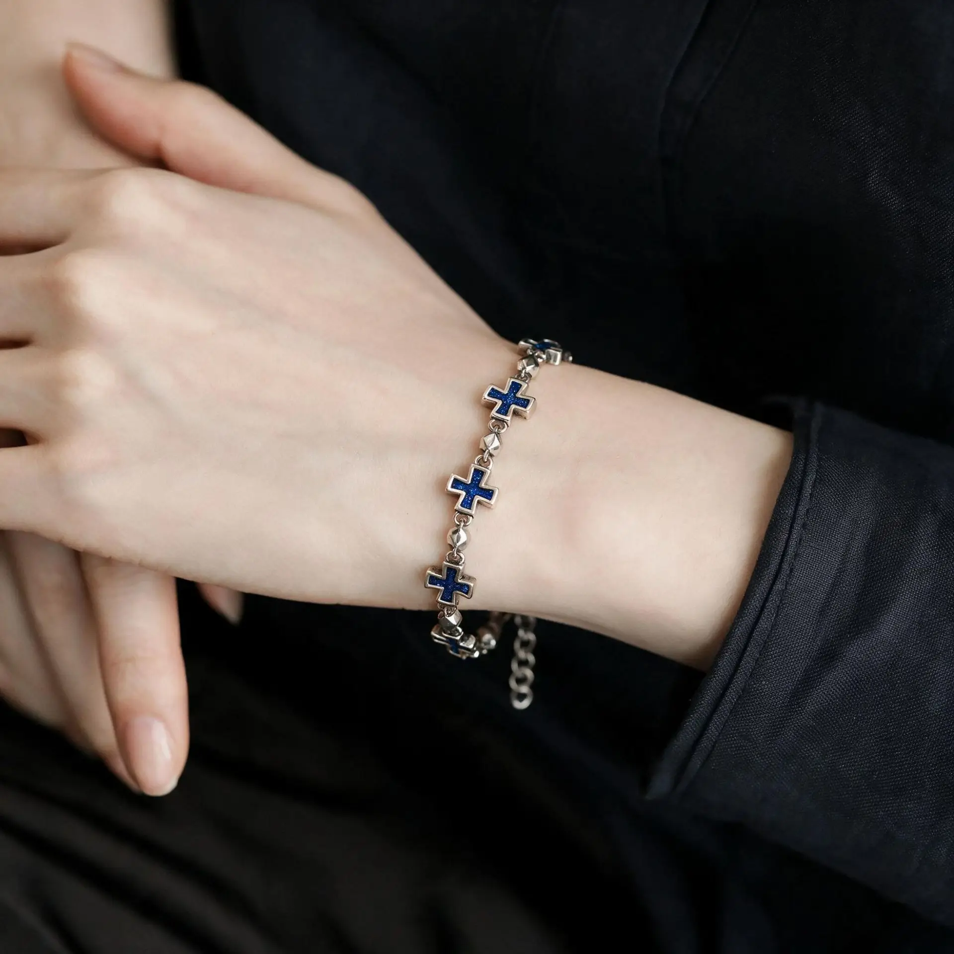 New Arrival 100% 925 Sterling Silver Retro Blue Cross Lady Bracelet Promotion Jewelry Women Christmas Gifts No Fade 2027