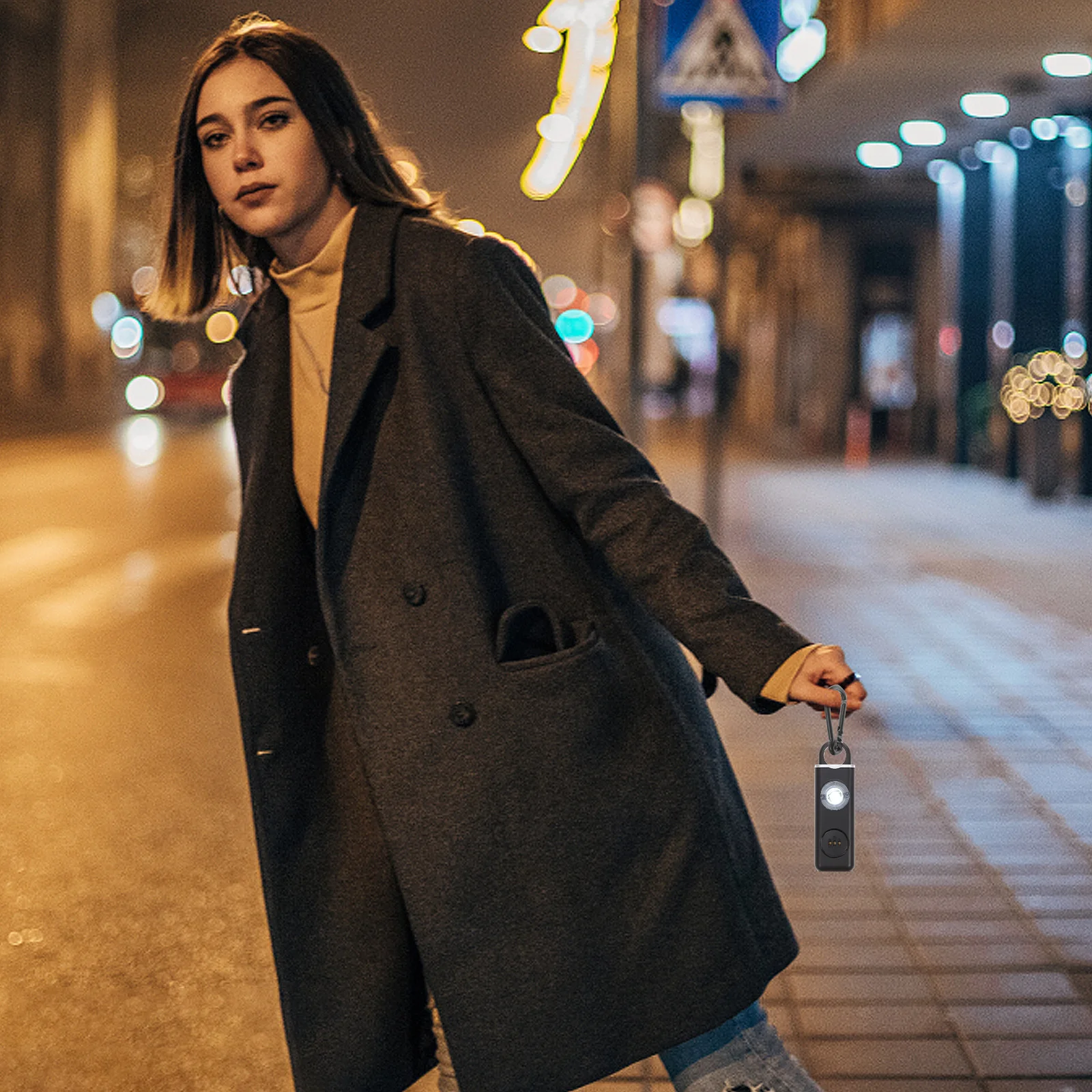 Portachiavi con allarme personale Allarme di sicurezza ricaricabile per donne Bambini anziani 130 dB ad alto volume con luce LED di emergenza