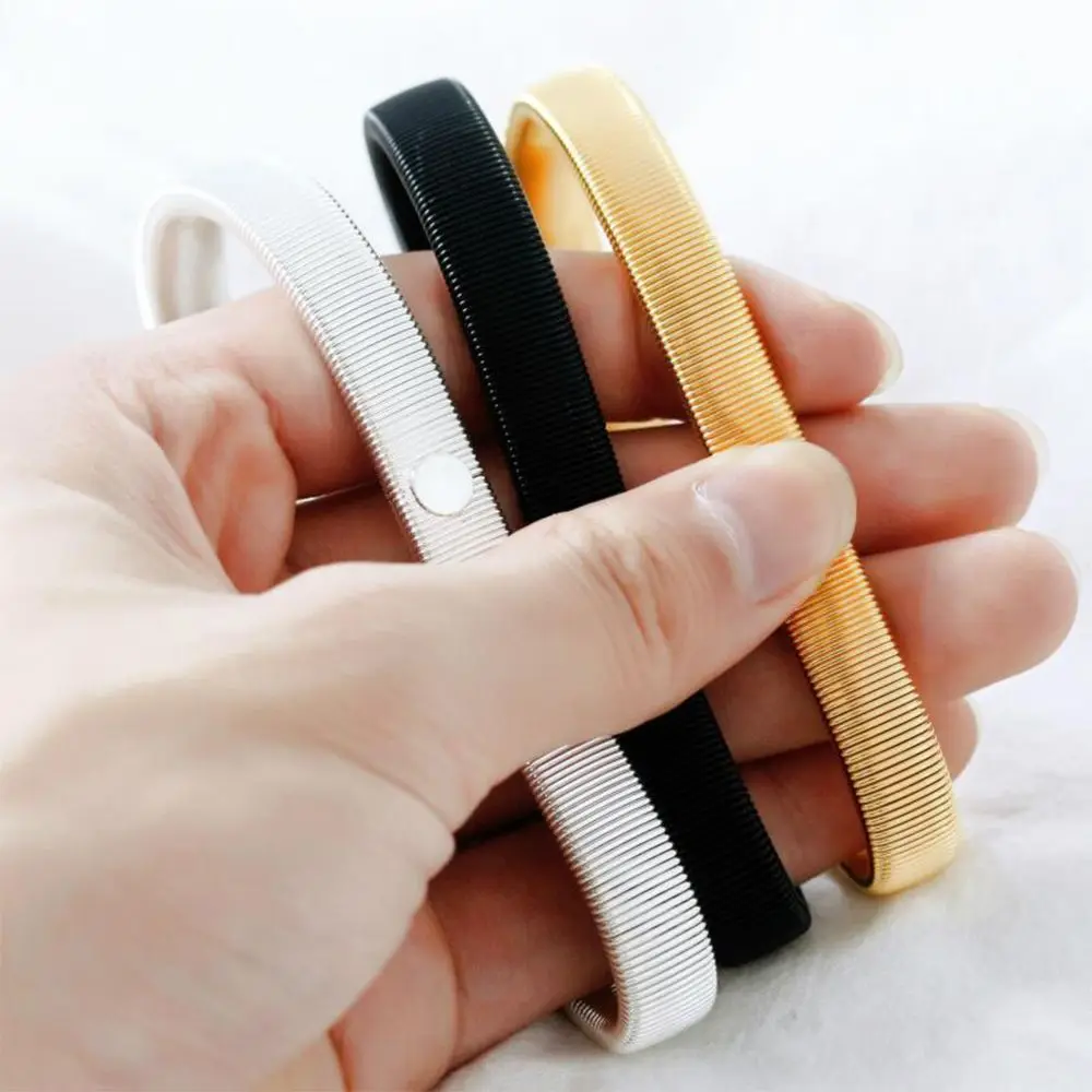 ยืดหยุ่น Hoop Armband Non-Slip Hold Ups สร้อยข้อมือสายรัดข้อมือ Shroud แหวน Pengikat Lengan เสื้อผู้ถือ