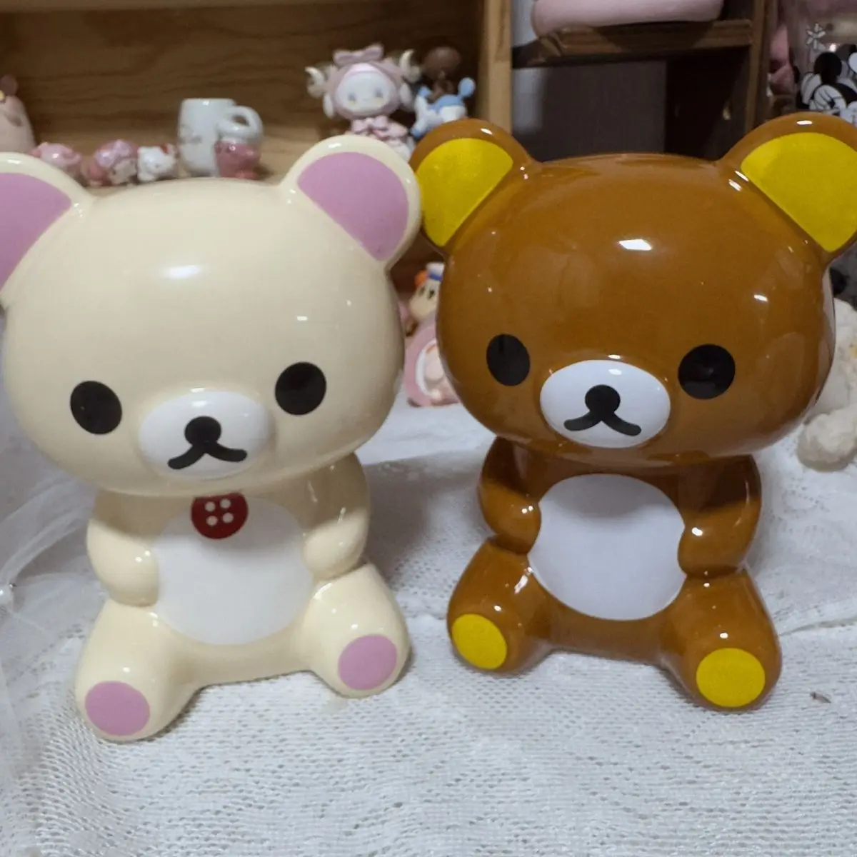 Cartoon Rilakkumas bear Ceramic Statue Korilakkuma Bear Sculpture Piggy Bank Money Coins Storage Jar Desktop Ornaments Gifts