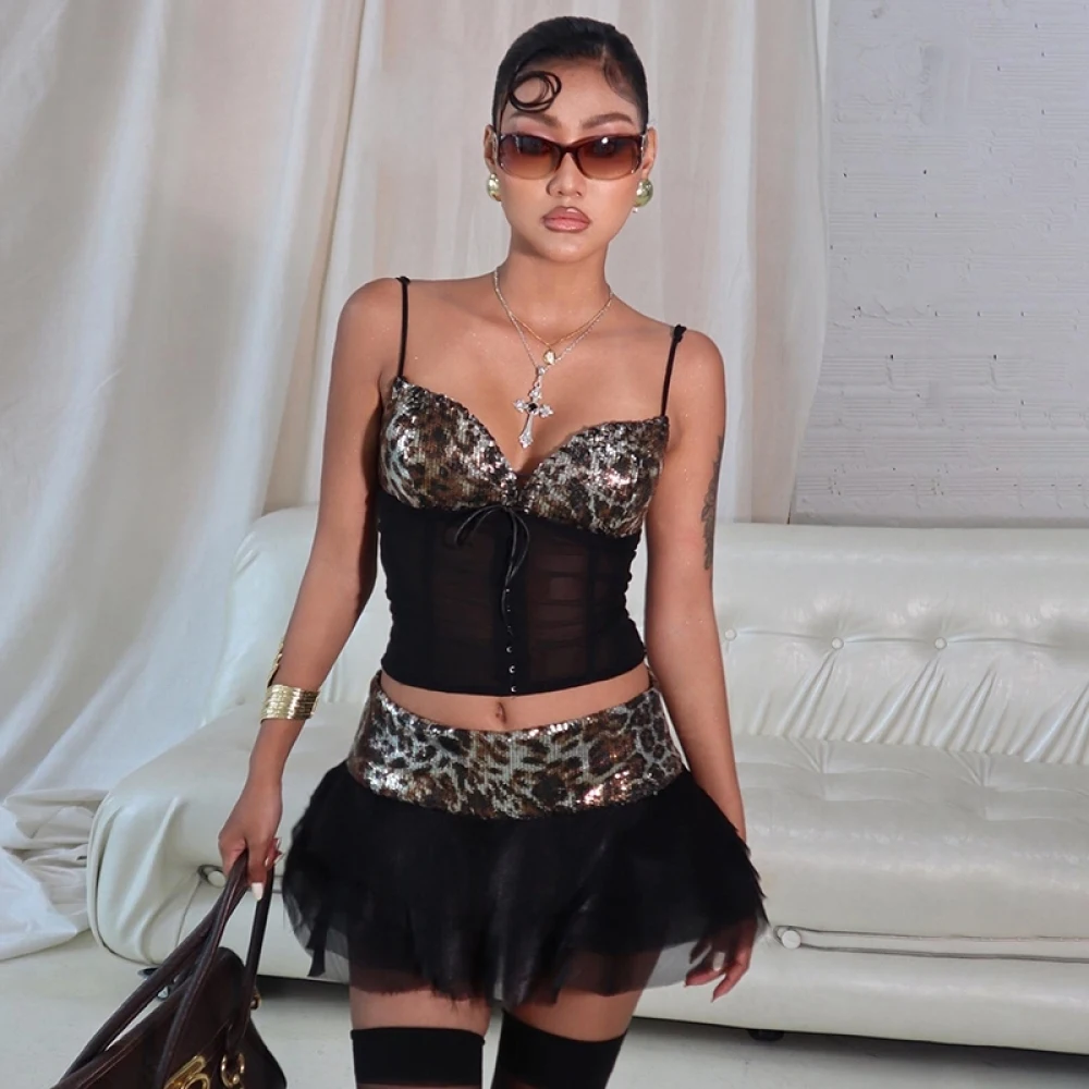 SylCue imprimé léopard 2 pièces ensembles femmes Sexy dos nu en forme de taille maille Patchwork hauts + jupes à paillettes brillantes ensemble de Style sauvage de rue