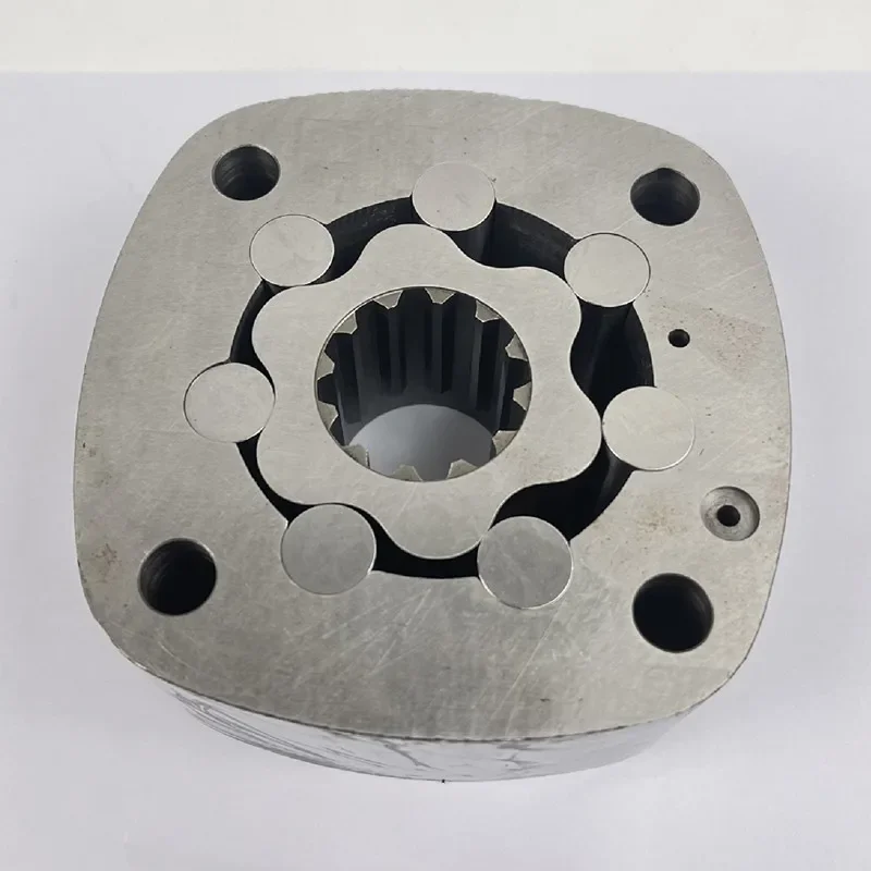 

Excavator accessories Bobcat MX331 334 337 rotary motor vertical shaft large tooth oil separation assembly