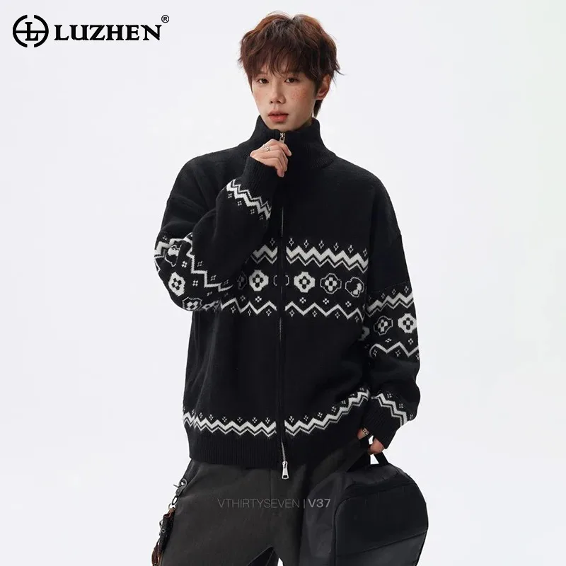 LUZHEN 2026 Winter Fashion Geometric Pattern Stand Neck Knitted Cardigan Men's Korean Handsome High Quality Male Sweater JY9401