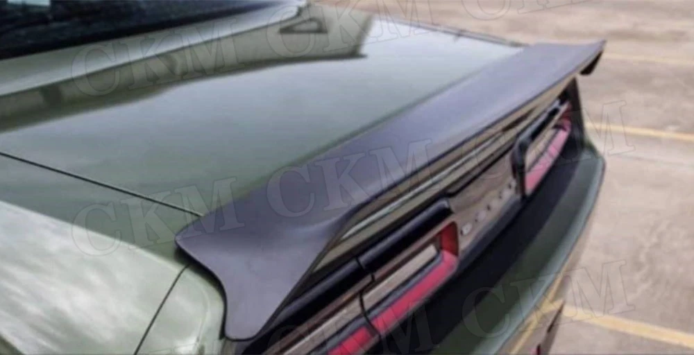 

Carbon fiber Material Rear Boot Spoiler ABS Unpainted Lip Wings for Dodge Challenger SPT 2015 2016 2017 2018 Body Kits