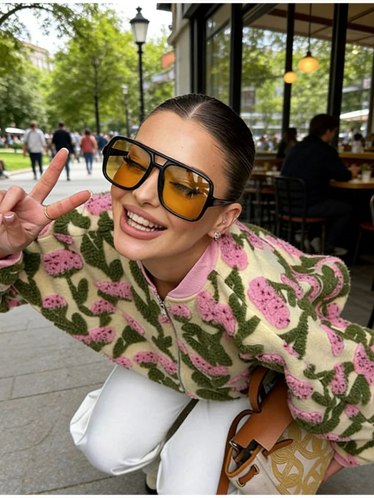 Designer 3D-Blumen-Fleece-Bomberjacke für Damen, Modische Oversize-Jacke mit Reißverschluss, Luxuriöse Plüsch-Oberbekleidung, Herbst-Winter-Streetwear 2026 – Detail 18