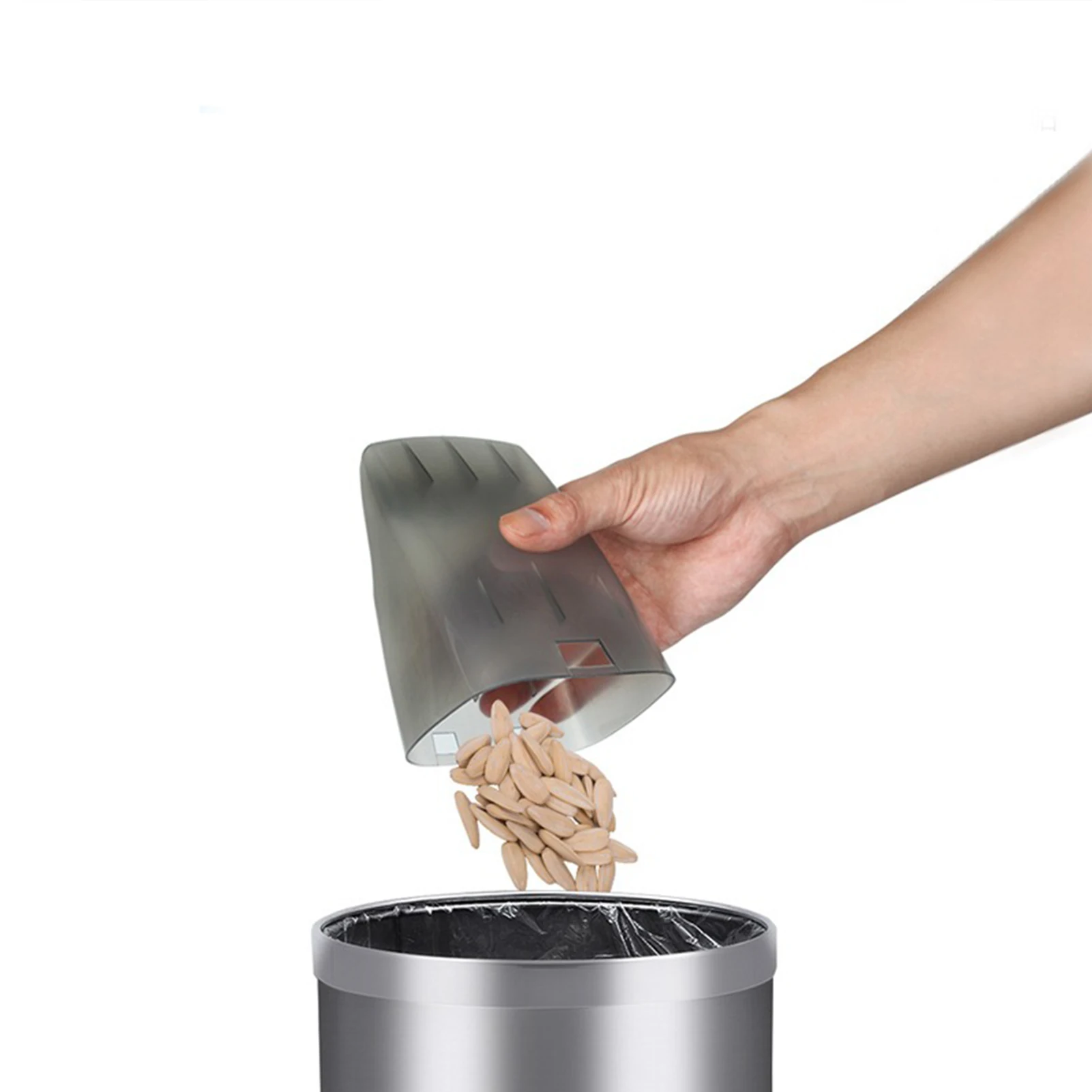 Aspiradora de mano Aspiradora de mano Alta potencia Disipación rápida del calor Diseño ergonómico Aspiradora portátil para automóvil 100W 12V