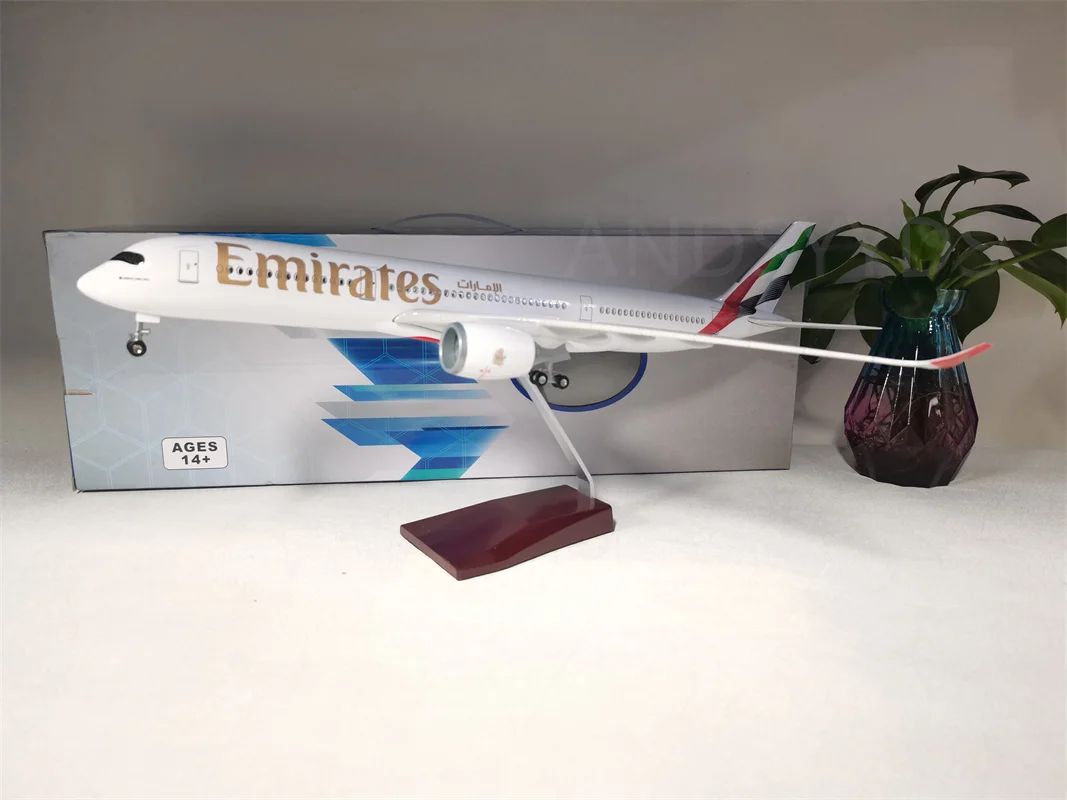 

A350 350 47CM Emirates Model Airplane Resin Plane Die-cast Model Planes Aircraft Suitable for Collection & Christmas Birthday Gi